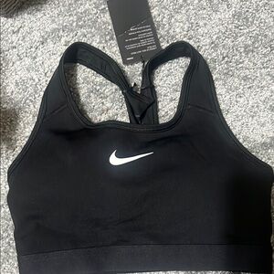 Nike Women's Swosh Bra